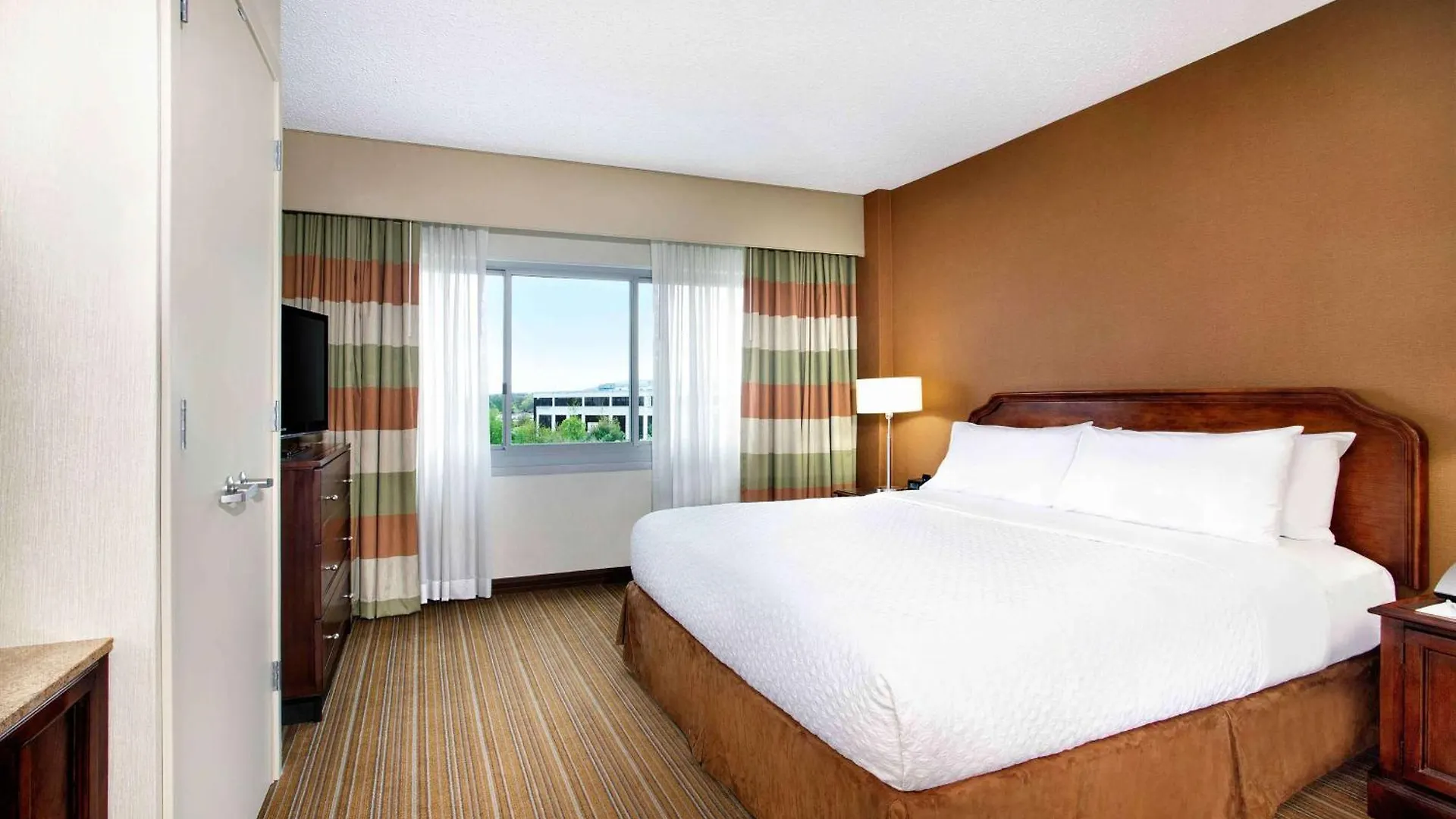 Embassy Suites Parsippany Hotel