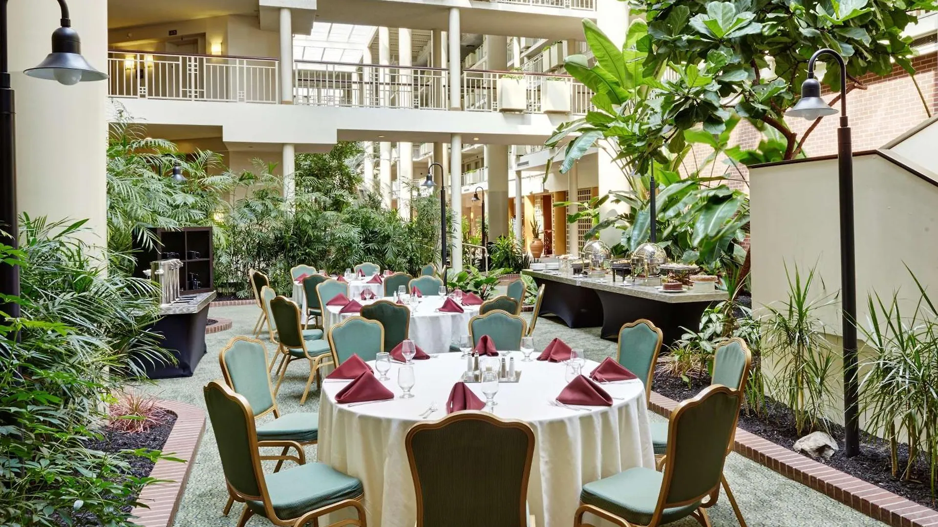 **** Hotel Embassy Suites Parsippany United States