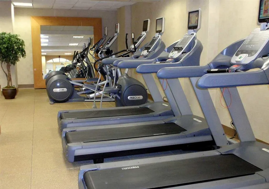 Embassy Suites Parsippany 4*,