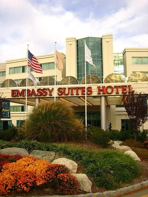 Embassy Suites Parsippany 4*,